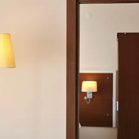 Hotel The Life Hill 4*