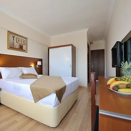 The Life Gumbet Hill 4*
