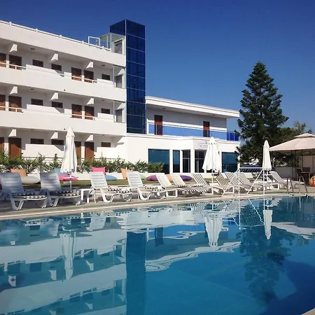 Szálloda The Life Hill