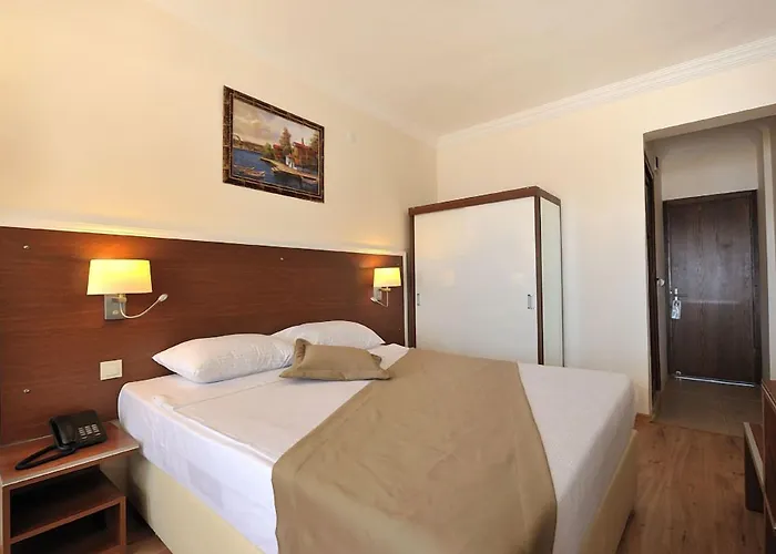 The Life Hill Otel 4*