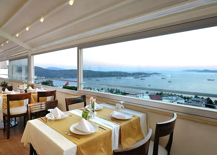 The Life Hill ボドルム