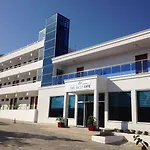 Hotell The Life Hill