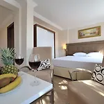The Life Hill Hotell Bodrum